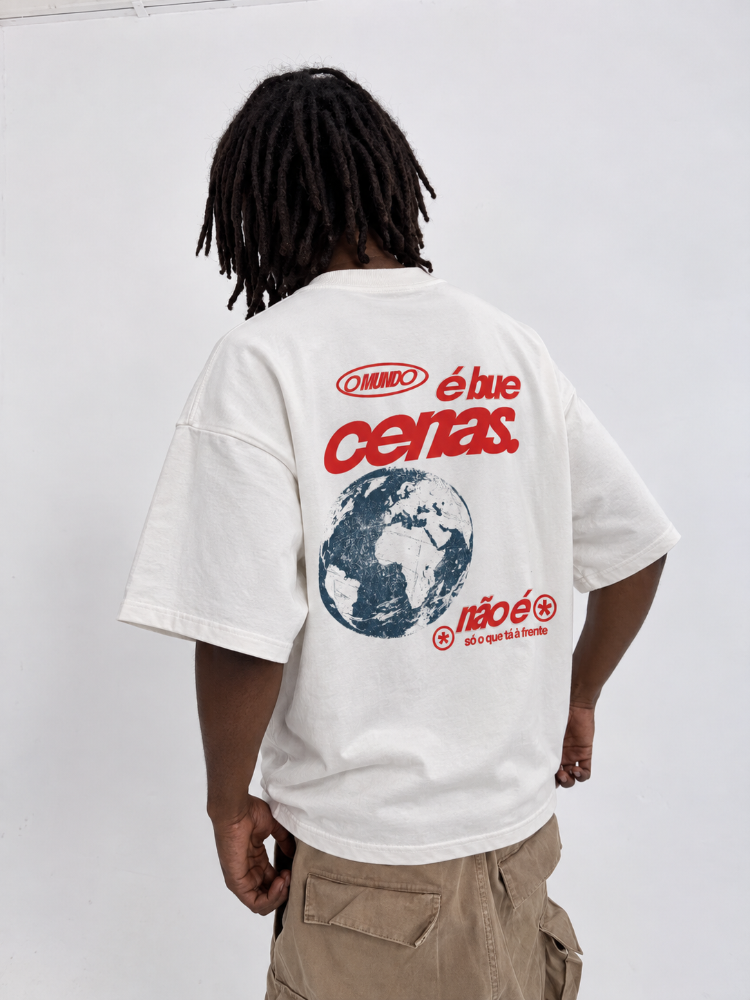 O mundo é bue cenas - Tshirt